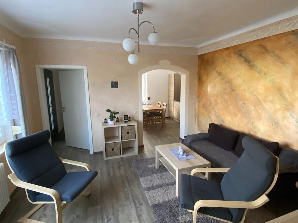 Apartment In Вальтерсхаузен Экстерьер фото